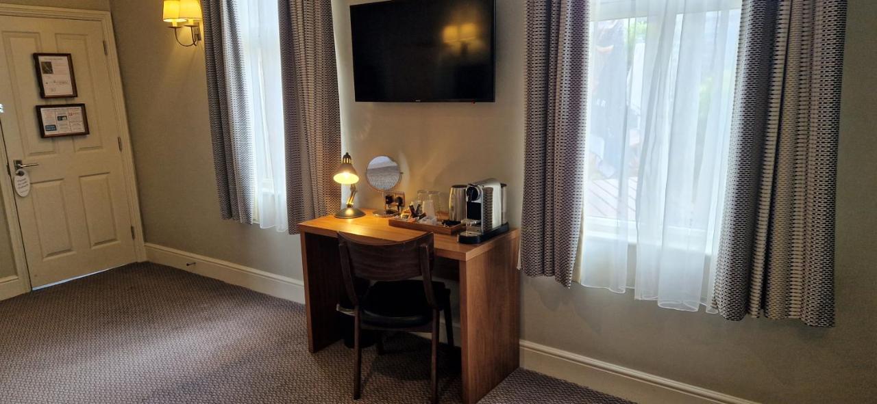 The Cross-Keys Hotel Knutsford Εξωτερικό φωτογραφία