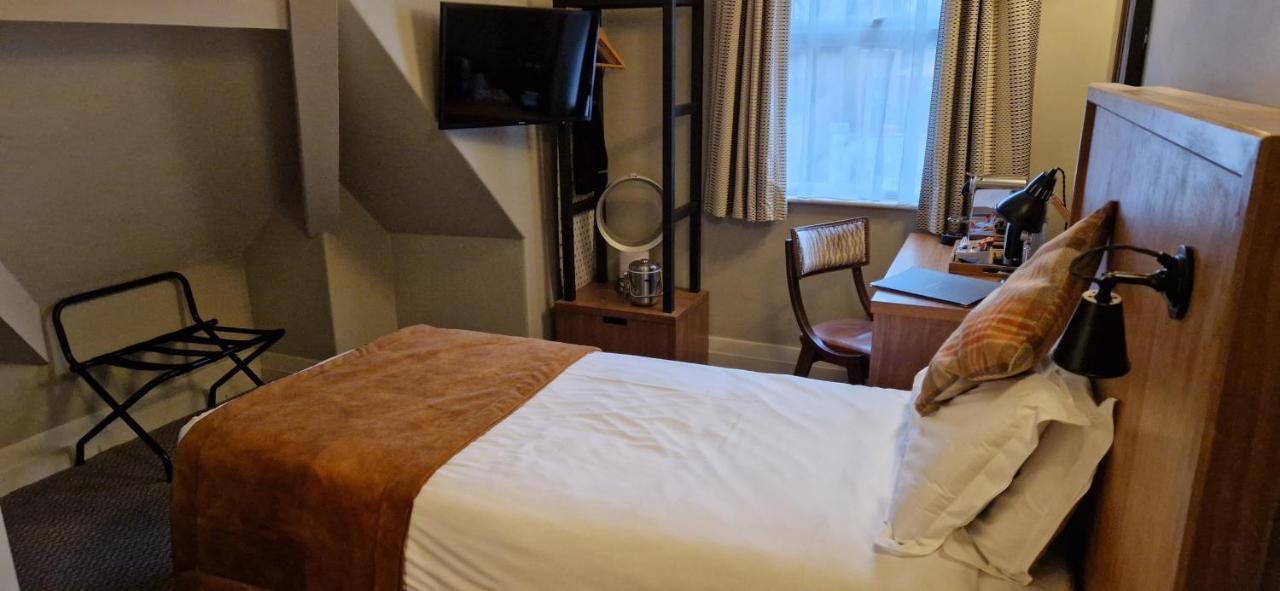The Cross-Keys Hotel Knutsford Εξωτερικό φωτογραφία